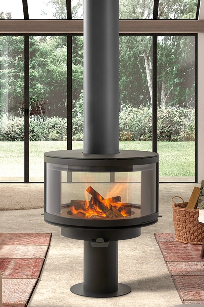 Pose d'une Cheminée à Saint-Genis-Laval avec foyer fermé moderne et habillage sur-mesure par l'équipe ChaleurFeu.