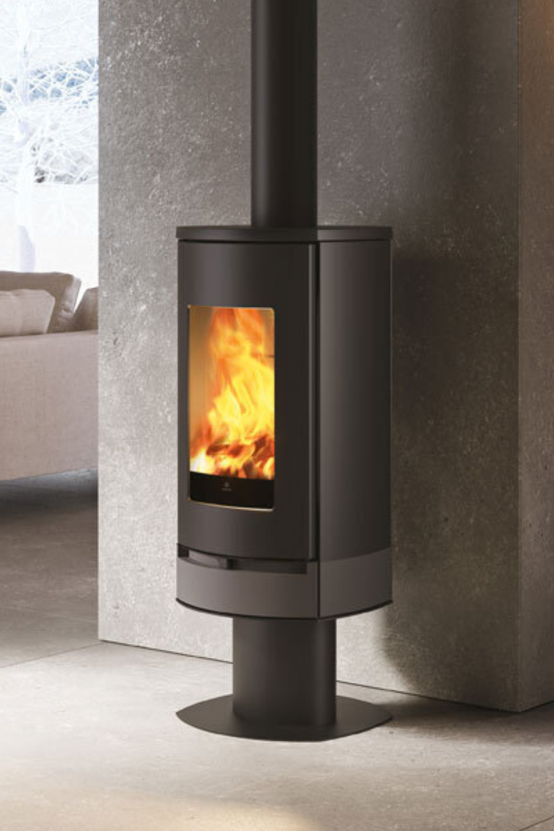 Pose technique sécurisée d'un Poêle à bois à Saint-Genis-Laval conforme aux normes RGE.